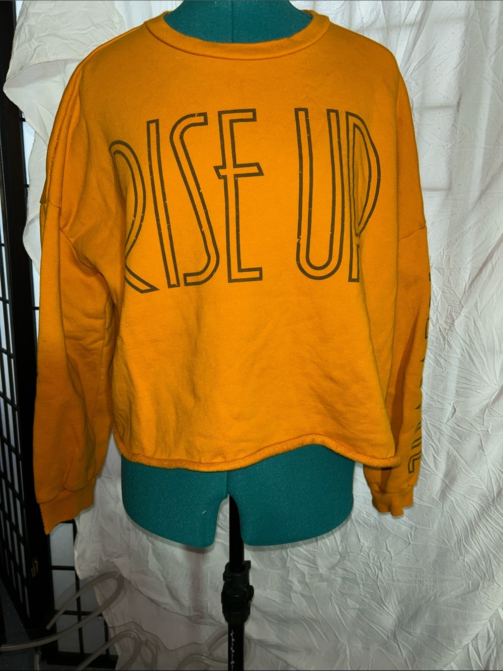 Women's Orange 'Rise Up'  Lauren Daigle Pullover Sweatshirt size small